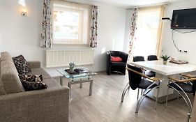 Haus Schmitten - Austrian Alpine Getaways